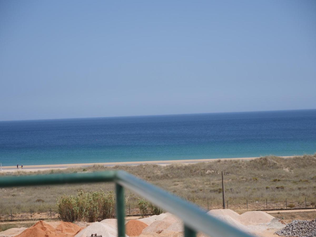 Cozy Apartment With Sea View Over Meia Praia Lagos Exteriér fotografie